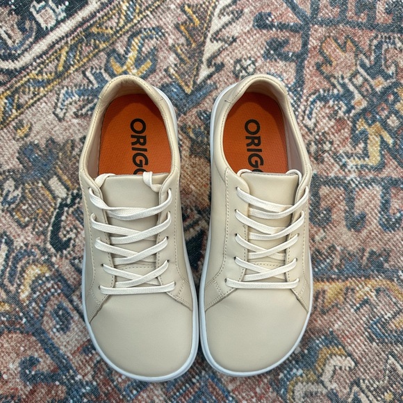 Origo The Everyday Sneaker in Latte, NWT - Picture 3 of 6